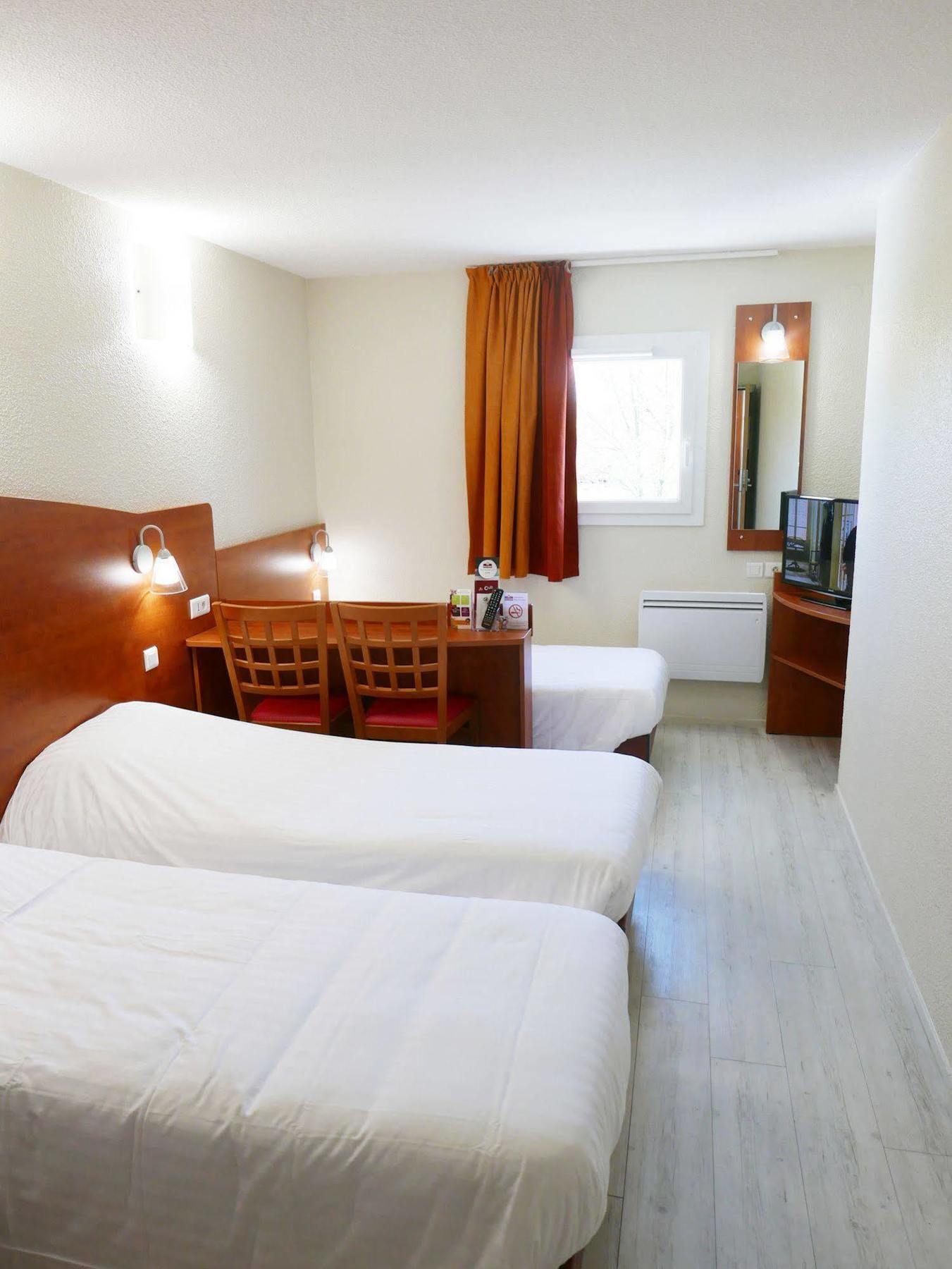 Best Hotel Lyon - Saint Priest Exterior foto